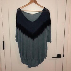 Woman’s super cozy tye dye 3/4 sleeve shirt